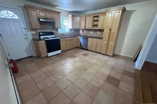 8 Ferrary Pl 1, Woodland Park, NJ 07424 - Photo 9