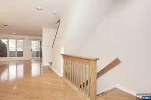 33 Elizabeth Terrace, Leonia, NJ 07605 - Photo 7