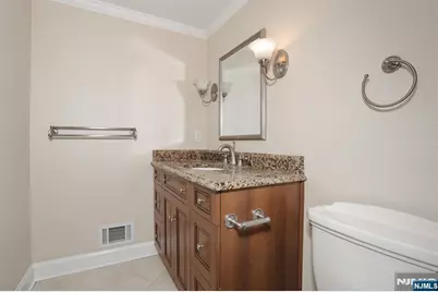 33 Elizabeth Terrace, Leonia, NJ 07605 - Photo 31