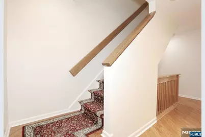 33 Elizabeth Terrace, Leonia, NJ 07605 - Photo 23