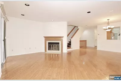 33 Elizabeth Terrace, Leonia, NJ 07605 - Photo 13