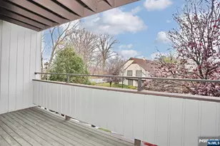 33 Elizabeth Terrace, Leonia, NJ 07605 - Photo 11