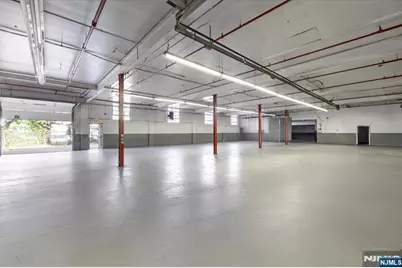 390 Railroad Avenue, Hackensack, NJ 07601 - Photo 7