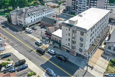 452 Palisade Avenue, Cliffside Park, NJ 07010 - Photo 5