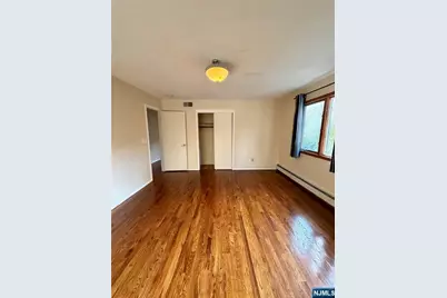 517 Fordham Place, Paramus, NJ 07652 - Photo 15