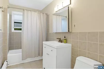 2350 Linwood 5C #5C, Fort Lee, NJ 07024 - Photo 17