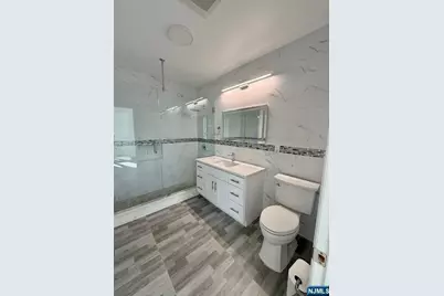 17 Kearny Avenue Apt2 #APT2, Kearny, NJ 07032 - Photo 19