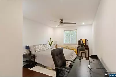 30 Sweetwater Lane, Hamburg, NJ 07419 - Photo 15