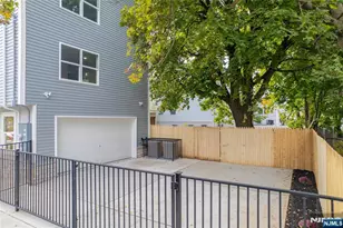 543 13th Ave, Newark, NJ 07103 - Photo 29