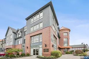 41 W Prospect St, Waldwick, NJ 07463 - Photo 19