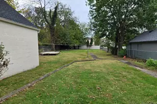 684 Edgewater Ave 1Fl, Ridgefield, NJ 07657 - Photo 17