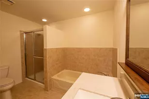 56 Fox Run Dr 56, Englewood, NJ 07631 - Photo 17