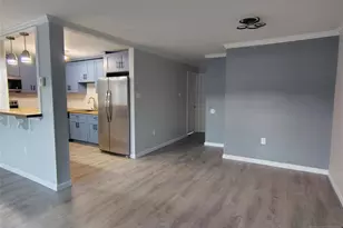 54 E Maple Street 54, Teaneck Township, NJ 07666 - Photo 3