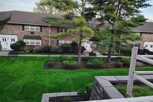 54 E Maple Street 54, Teaneck Township, NJ 07666 - Photo 1