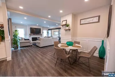 362 Harrison Street, Paramus, NJ 07652 - Photo 11