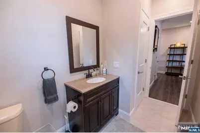 362 Harrison Street, Paramus, NJ 07652 - Photo 33