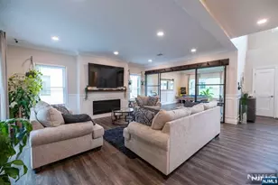 362 Harrison St, Paramus, NJ 07652 - Photo 9