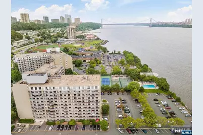 1055 River Road 905 #905, Edgewater, NJ 07020 - Photo 19