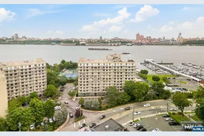 1055 River Road 905 #905, Edgewater, NJ 07020 - Photo 17
