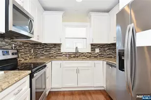 105 Parkway, Rochelle Park Township, NJ 07662 - Photo 5