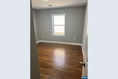 421 William Street 2 #2, Harrison, NJ 07029 - Photo 5
