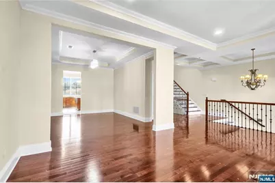 17 Moorings Lane, Edgewater, NJ 07020 - Photo 5