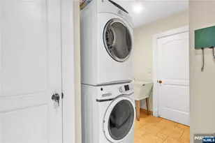 17 Moorings Ln, Edgewater, NJ 07020 - Photo 43