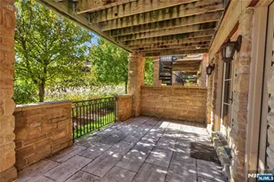 17 Moorings Ln, Edgewater, NJ 07020 - Photo 39