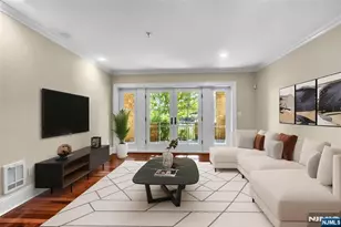 17 Moorings Ln, Edgewater, NJ 07020 - Photo 37