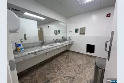 784 Grand Avenue, Ridgefield, NJ 07657 - Photo 15