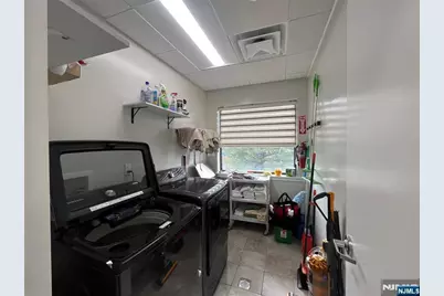 784 Grand Avenue, Ridgefield, NJ 07657 - Photo 13