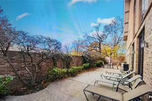 221 Village Circle Dr 221, Fort Lee, NJ 07024 - Photo 23