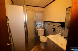 233-235 Adams St, Newark, NJ 07105 - Photo 15