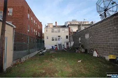 233-235 Adams Street, Newark, NJ 07105 - Photo 7