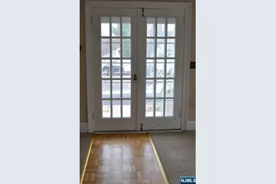 192 W Midland Avenue 1 #1, Paramus, NJ 07652 - Photo 3