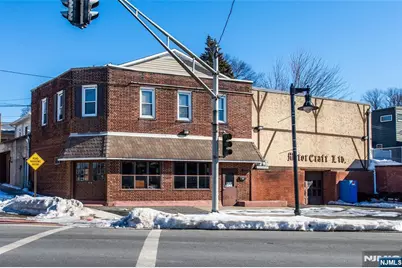 307 Paterson Avenue, East Rutherford, NJ 07073 - Photo 25