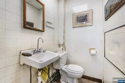 307 Paterson Avenue, East Rutherford, NJ 07073 - Photo 13