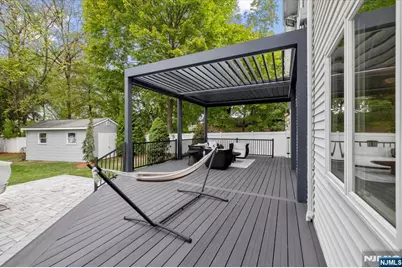 827 Alden Road, Paramus, NJ 07652 - Photo 11