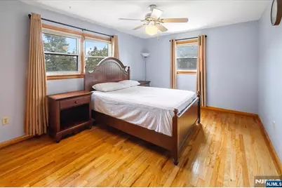 315 Longworth Avenue, Hasbrouck Heights, NJ 07604 - Photo 17