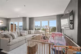 226 The Promenade, Edgewater, NJ 07020 - Photo 7