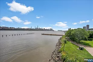 226 The Promenade, Edgewater, NJ 07020 - Photo 33