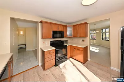 115 Polifly Road 4F #4F, Hackensack, NJ 07601 - Photo 11