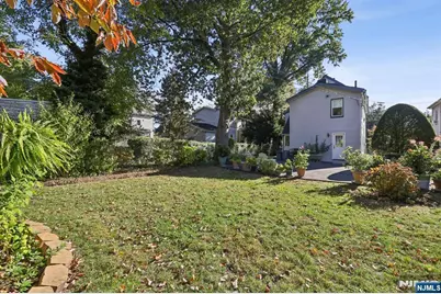 74 Forest Street 1 #1, Montclair, NJ 07042 - Photo 21
