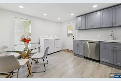 74 Forest Street 1 #1, Montclair, NJ 07042 - Photo 3