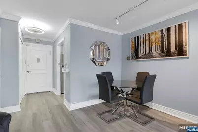 2000 Linwood Avenue 4P #4P, Fort Lee, NJ 07024 - Photo 11