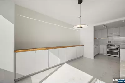 200 Old Palisade Road 25D #25D, Fort Lee, NJ 07024 - Photo 11