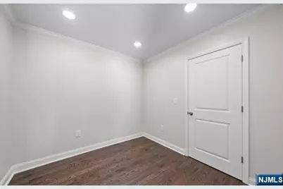 165 Jerome Place, Bloomfield, NJ 07003 - Photo 17