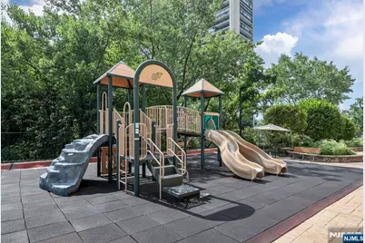 1512 Palisade Avenue 20Ar-Ph #20AR-PH, Fort Lee, NJ 07024 - Photo 29