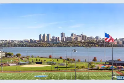 67 Route 5, Edgewater, NJ 07020 - Photo 1