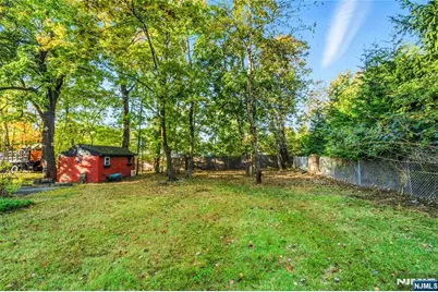 150 Tappan Road 3 #3, Harrington Park, NJ 07640 - Photo 15